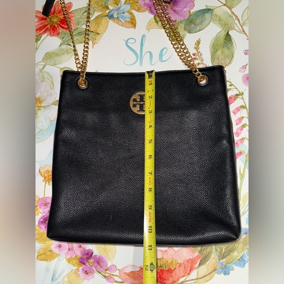 Tory Burch Everly Leather Swingpack Bag - Picture 10 of 13